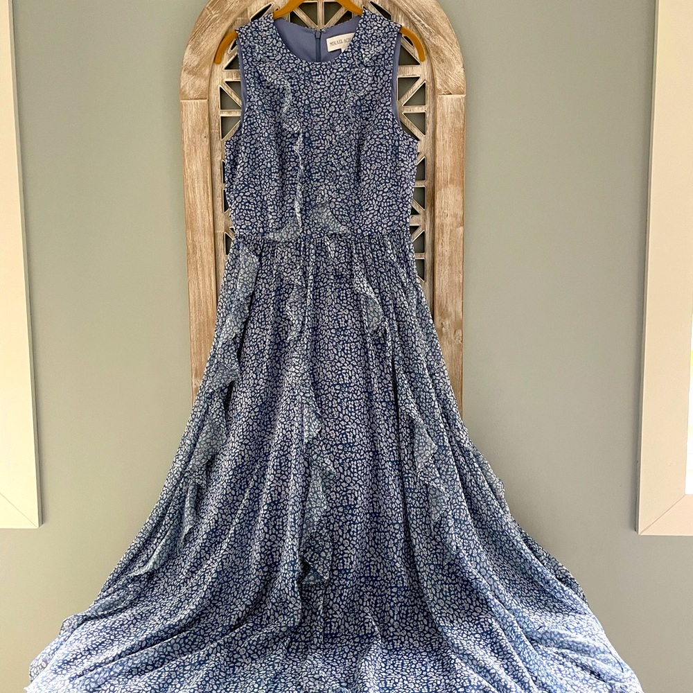 NWOT Mikael Aghal floral print maxi dress, size 6.